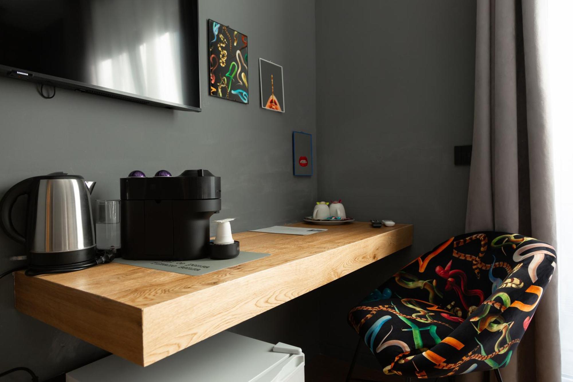 Aron Only Suites Bed And Breakfast Pescara Bagian luar foto